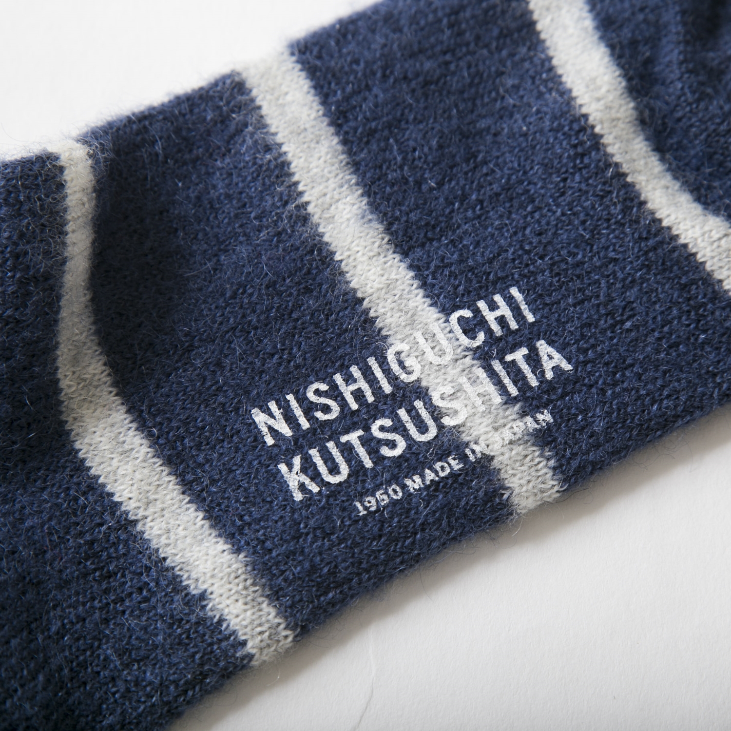 NISHIGUCHI KUTSUSHITA/モヘアウールボーダーソックス S
